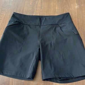 Women’s Columbia Shorts